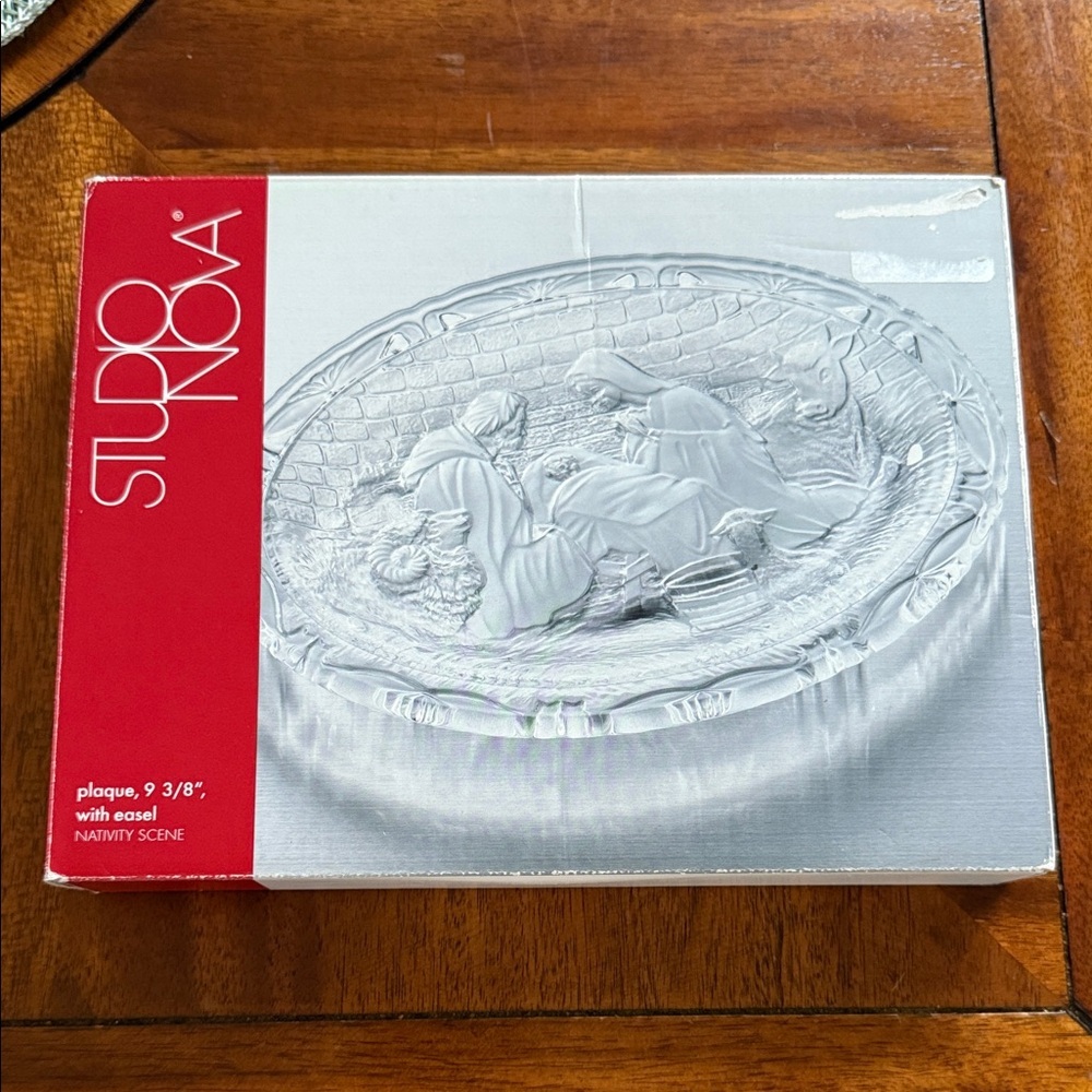 Nativity Scene Plate by Studio Nova